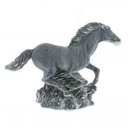 Статуэтка "Конь мустанг" из мрамолита