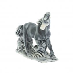 Статуэтка "Конь скачет" из мрамолита