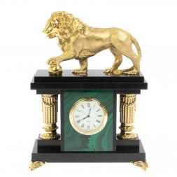 Часы "Лев с шаром" из малахита