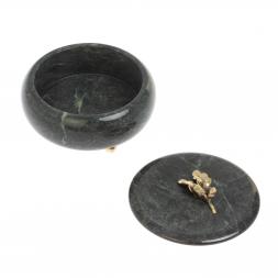 Шкатулка из змеевика "Желуди" 15х15х9 см