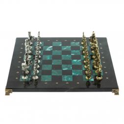 Шахматы подарочные "Галлы и Римляне" 36х36 см из змеевика