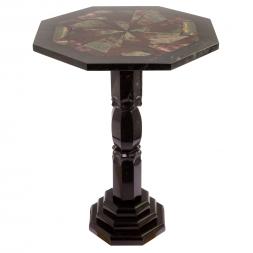 Столик из камня №2 змеевик, яшма