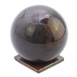 Шар из обсидиана 12 см на подставке черно-коричневый