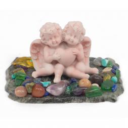 Сувенир "Два ангела с сердцем" из мрамолита