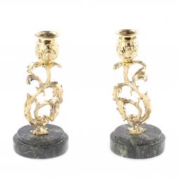 Бронзовый подсвечник на подставке из змеевика пара