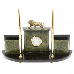 Письменный прибор "Лев" из змеевика