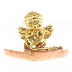 Статуэтка из бронзы на подставке из мрамора "Ангел на сердце"