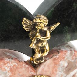 Часы "Сердце с ангелом" мрамор змеевик