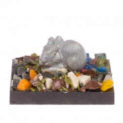 Сувенир "Заяц у камня" змеевик