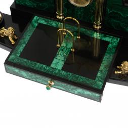 Письменный набор "Президентский" из малахита с лампой