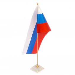 Флагшток с флагом России из белого мрамора