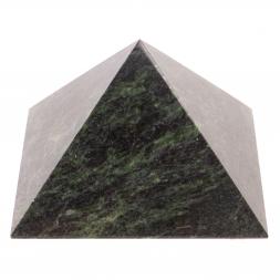Пирамида из шабровского змеевика 10,5х10,5х6,5 см