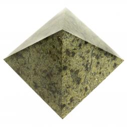 Пирамида 7,5х7,5х6,5 см камень змеевик