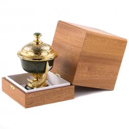 Икорница из нефрита "Две стерлядки" Златоуст