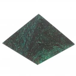 Пирамида 6,5х6,5х5,5 см камень змеевик