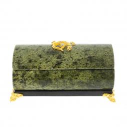 Шкатулка с ящерицей из змеевика 12х6,5х6 см