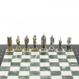 Шахматы "Троянская война" из мрамора и змеевика доска 28х28 см