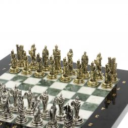 Шахматы "Троянская война" из мрамора и змеевика доска 28х28 см