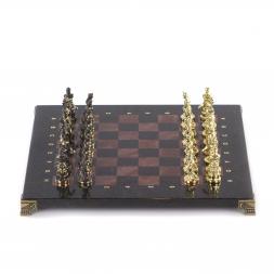 Шахматы подарочные "Турецкие" из камня лемезит и змеевик 32х32 см