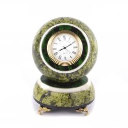 Подарочные часы "Шар Антистресс" из камня змеевик 11х11х14 см