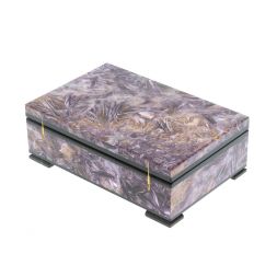 Шкатулка из камня чароит экстра с иризацией 12х8х4 см