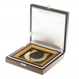 Панно "Подкова на счастье" нефрит багет