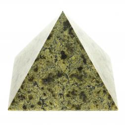Пирамида 8,5х8,5х7,5 см камень змеевик