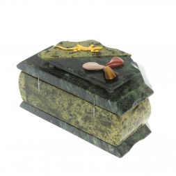 Шкатулка из змеевика с ящерицей и самоцветами 15х8,5х7 см