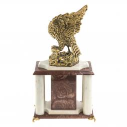 Настольные часы "Орел на скале" лемезит, мрамор