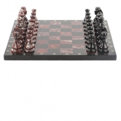 Шахматы из яшмы